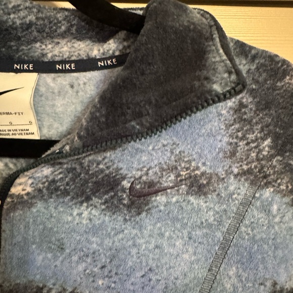 Nike Therma-Fit Blue and Black Pullover - Picture 5 of 6